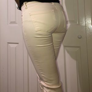 Beige/creme skinny jeans